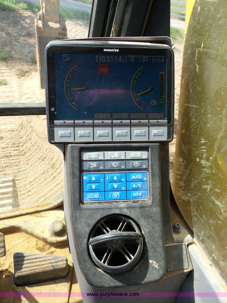 image for item K8754 2012 Komatsu PC200LC-8 excavator