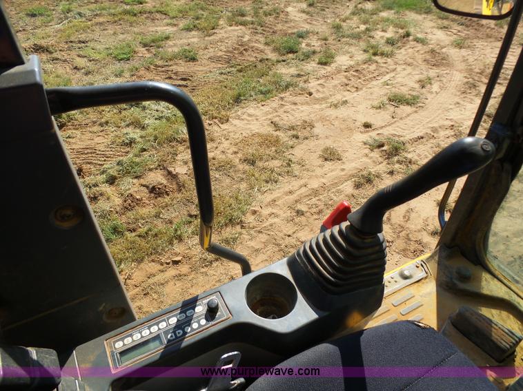 image for item K8754 2012 Komatsu PC200LC-8 excavator