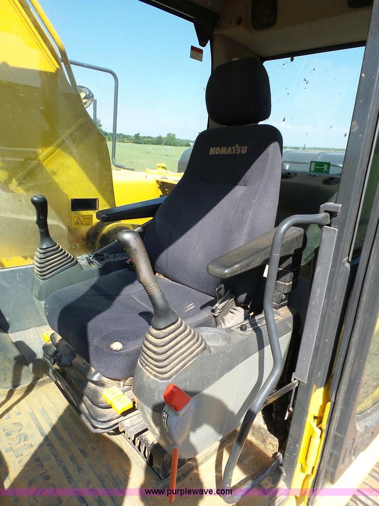 image for item K8754 2012 Komatsu PC200LC-8 excavator