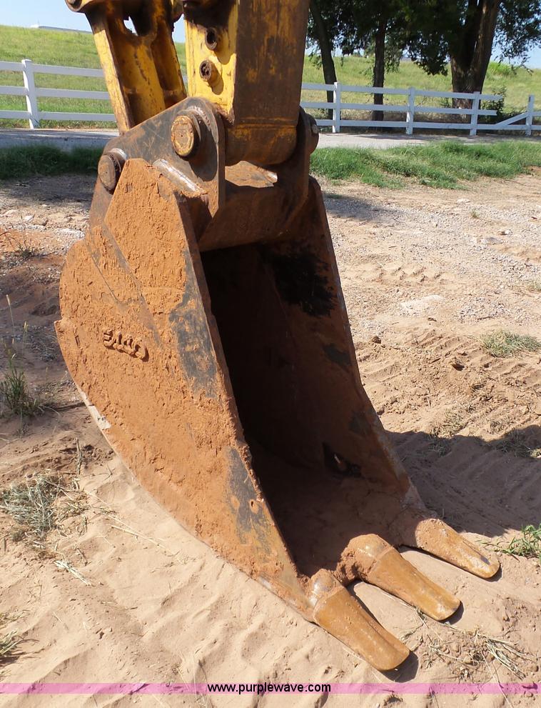 image for item K8754 2012 Komatsu PC200LC-8 excavator