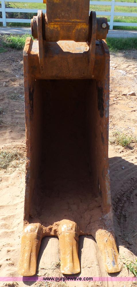 image for item K8754 2012 Komatsu PC200LC-8 excavator