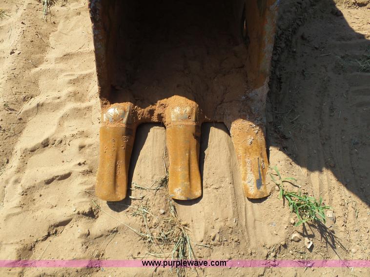 image for item K8754 2012 Komatsu PC200LC-8 excavator