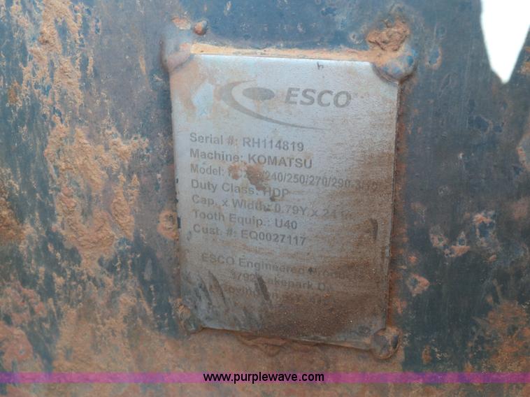 image for item K8754 2012 Komatsu PC200LC-8 excavator