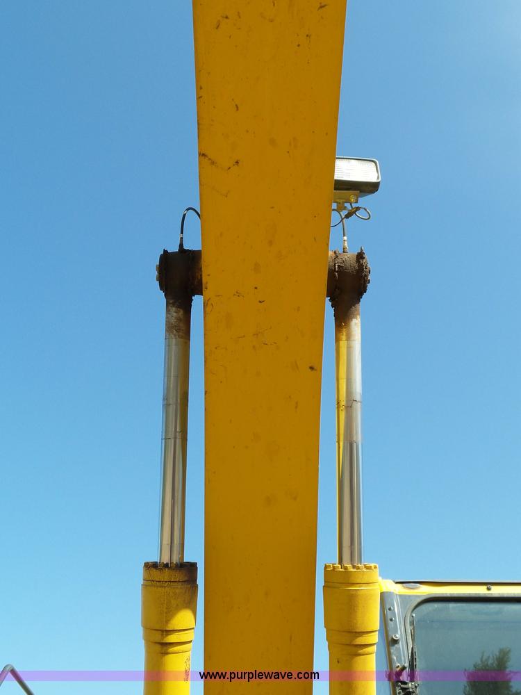 image for item K8754 2012 Komatsu PC200LC-8 excavator