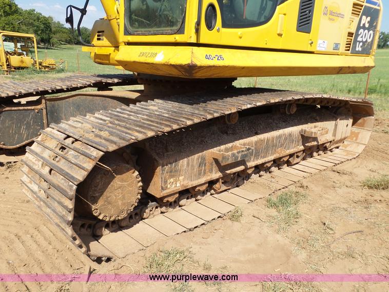 image for item K8754 2012 Komatsu PC200LC-8 excavator