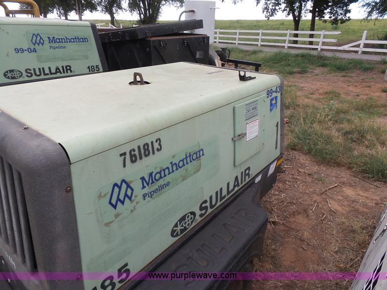image for item K8757 2004 Sullair 185 air compressor