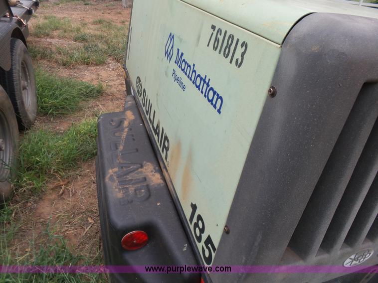 image for item K8757 2004 Sullair 185 air compressor