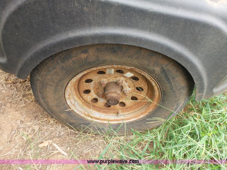 image for item K8757 2004 Sullair 185 air compressor