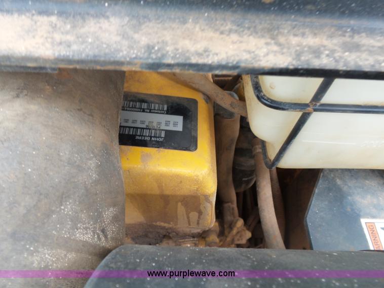 image for item K8757 2004 Sullair 185 air compressor