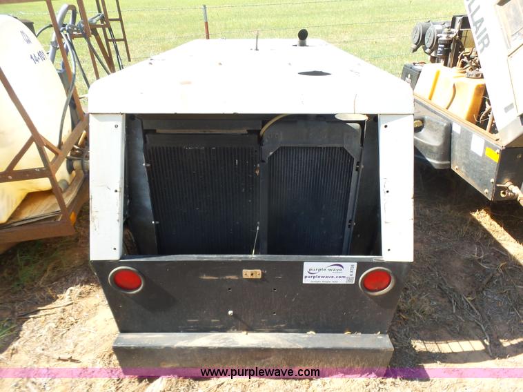 image for item K8758 2004 Sullair 210H air compressor