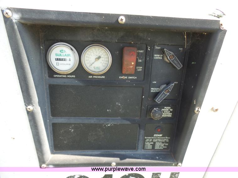 image for item K8758 2004 Sullair 210H air compressor