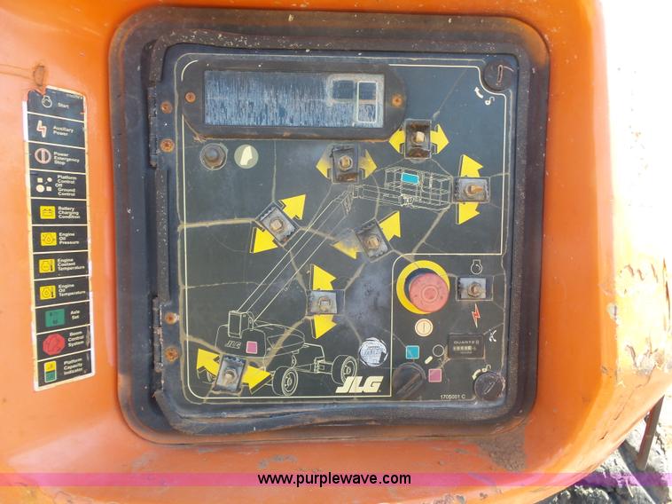 image for item L4749 2003 JLG 1200SJP boom lift