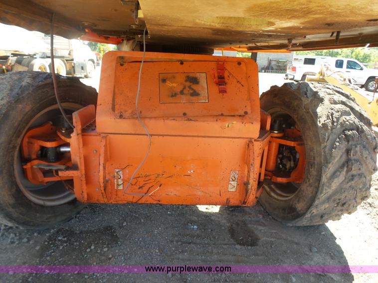 image for item L4749 2003 JLG 1200SJP boom lift