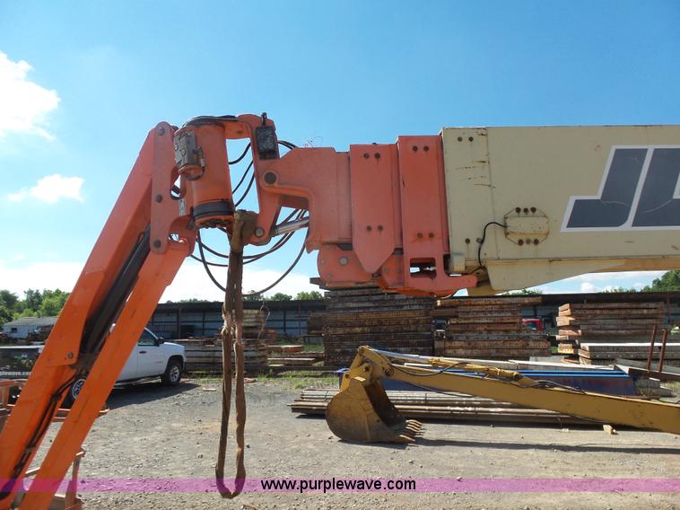 image for item L4749 2003 JLG 1200SJP boom lift
