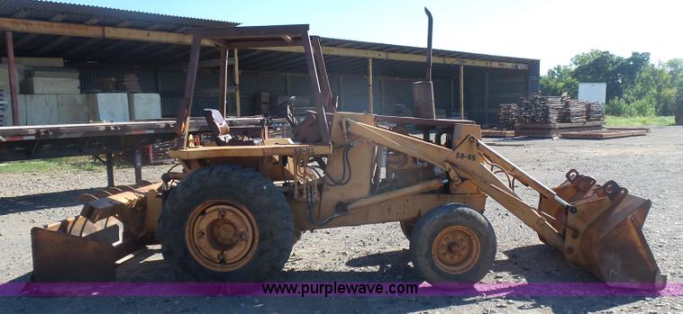 image for item L4750 1984 Case 480LL landscape tractor