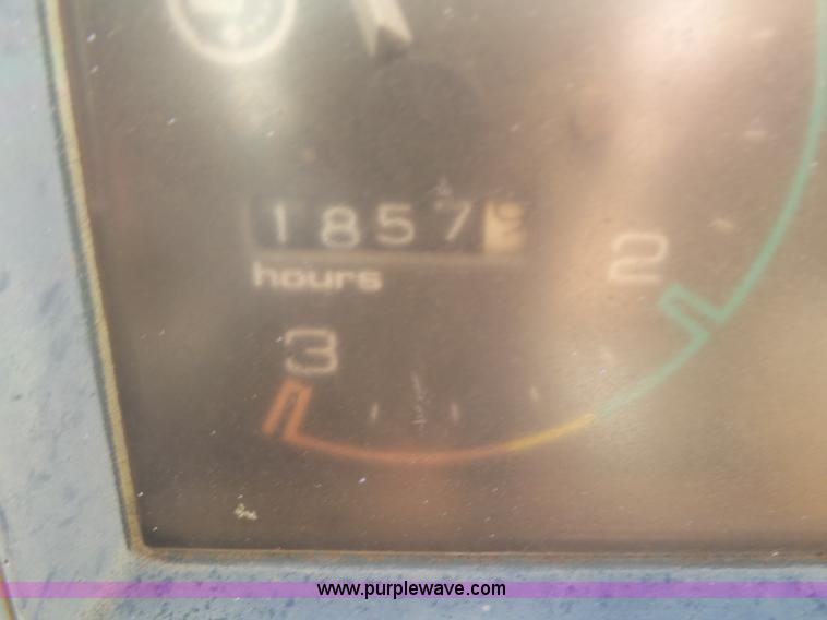 image for item L4750 1984 Case 480LL landscape tractor