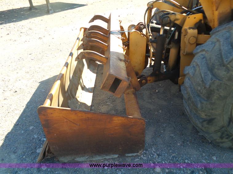 image for item L4750 1984 Case 480LL landscape tractor