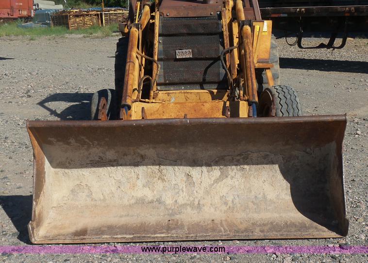 image for item L4750 1984 Case 480LL landscape tractor