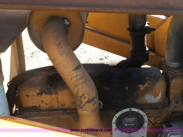 image for item L4750 1984 Case 480LL landscape tractor