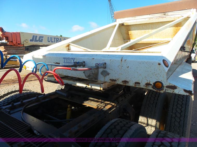 image for item L4751 1998 Schaller 6420 bottom dump trailer