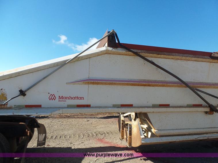 image for item L4751 1998 Schaller 6420 bottom dump trailer