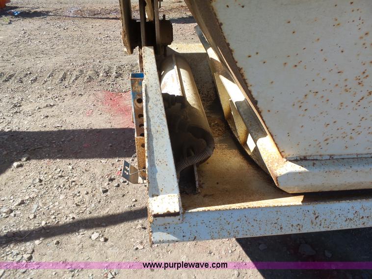 image for item L4751 1998 Schaller 6420 bottom dump trailer