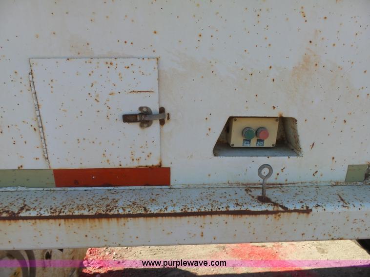 image for item L4751 1998 Schaller 6420 bottom dump trailer