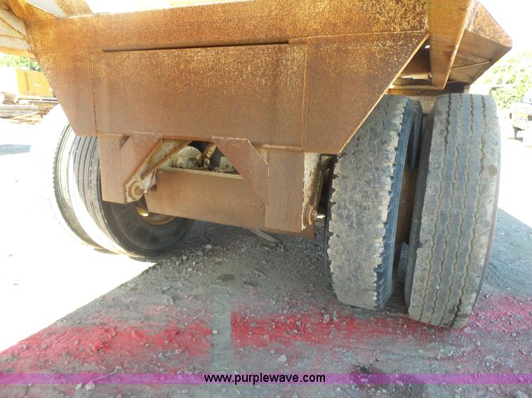 image for item L4751 1998 Schaller 6420 bottom dump trailer