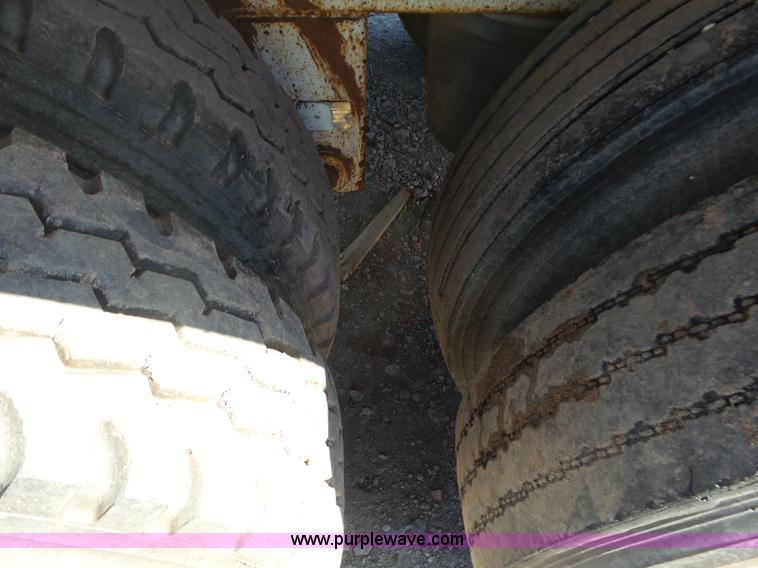 image for item L4751 1998 Schaller 6420 bottom dump trailer