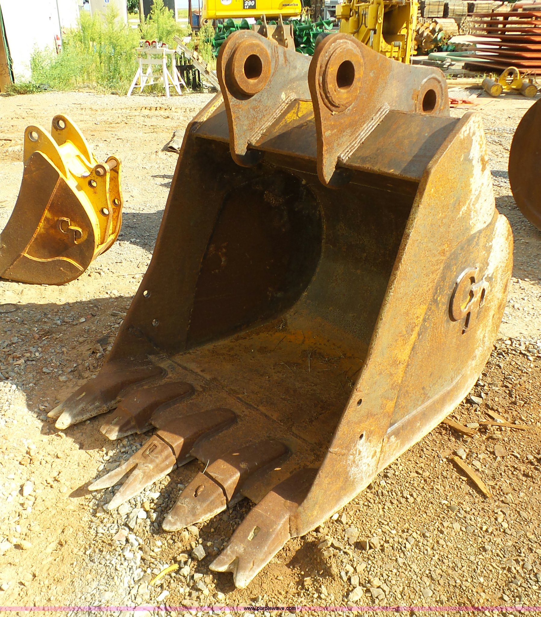 CP excavator bucket in Hinton, OK Item AP9356 sold Purple Wave