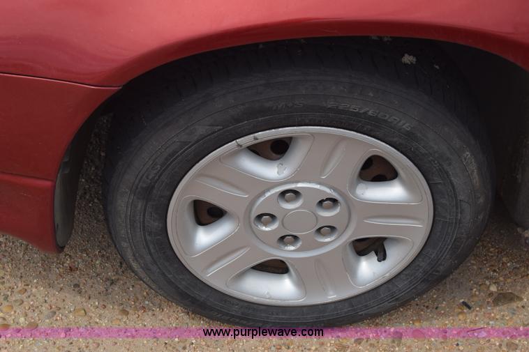 image for item K2779 2003 Dodge Intrepid