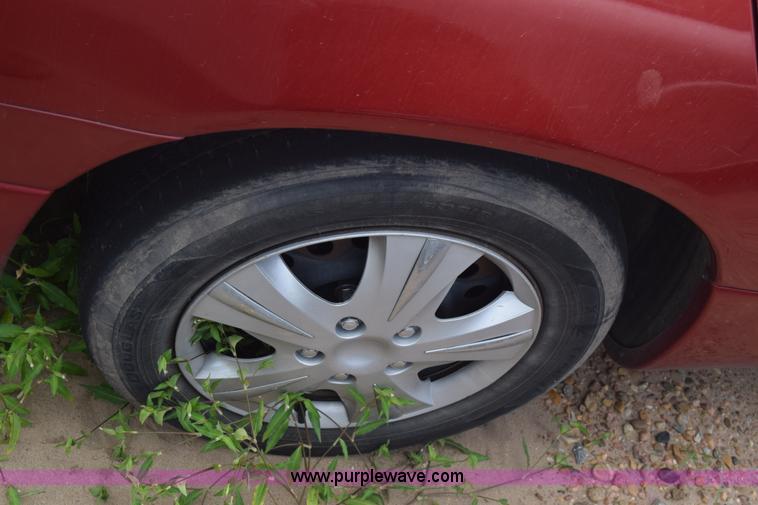 image for item K2779 2003 Dodge Intrepid