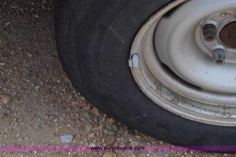 image for item K2780 1990 GMC Sierra 1500 pickup truck