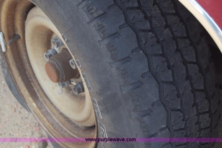 image for item K2780 1990 GMC Sierra 1500 pickup truck