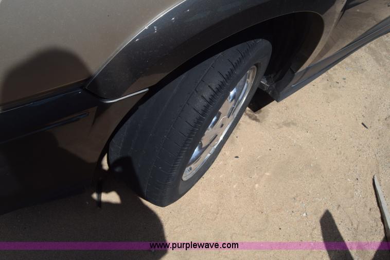 image for item K2781 2002 Buick Rendezvous