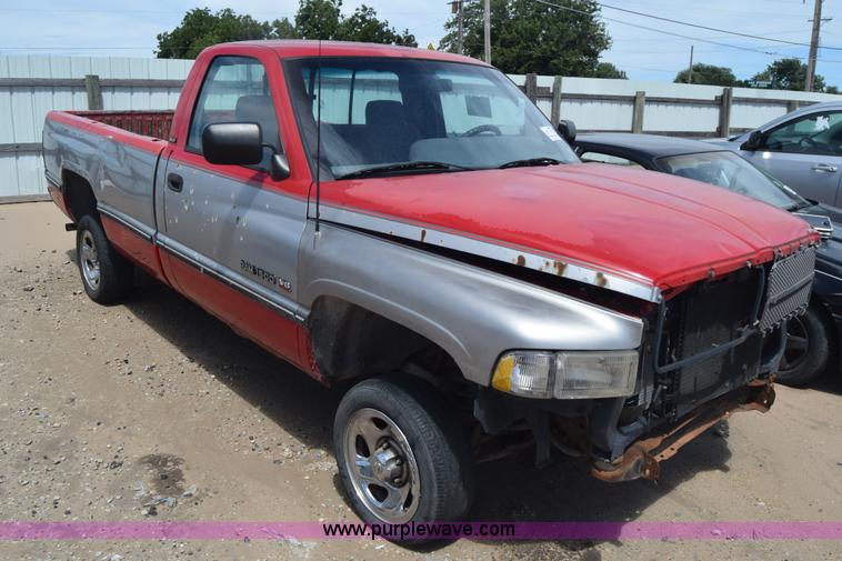 image for item K2782 1994 Dodge Ram 1500 pickup truck