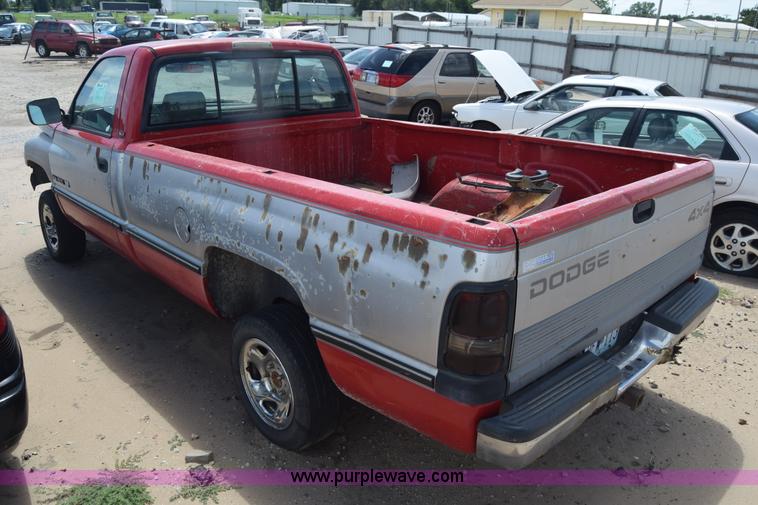 image for item K2782 1994 Dodge Ram 1500 pickup truck