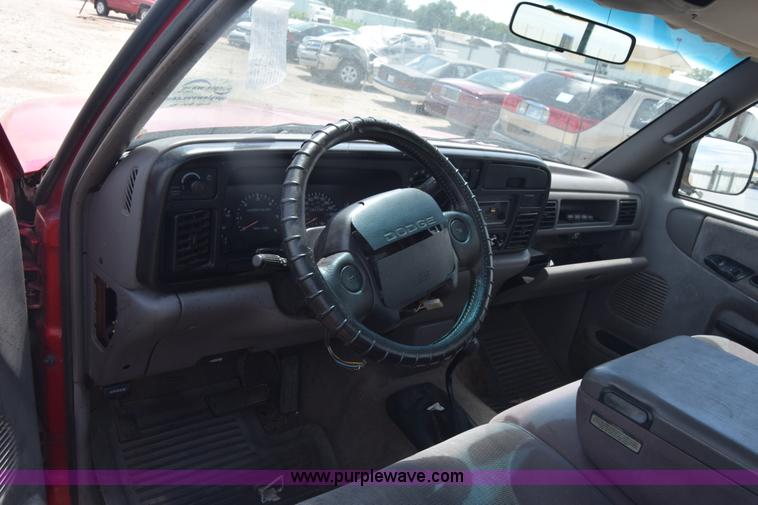 image for item K2782 1994 Dodge Ram 1500 pickup truck