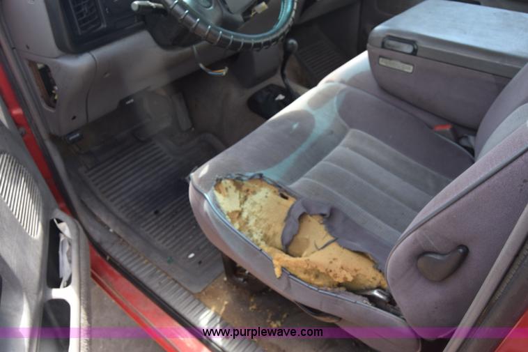 image for item K2782 1994 Dodge Ram 1500 pickup truck