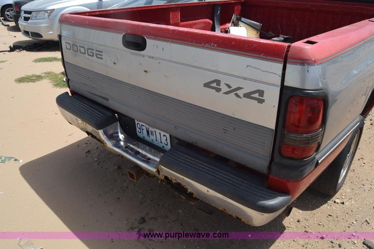 image for item K2782 1994 Dodge Ram 1500 pickup truck
