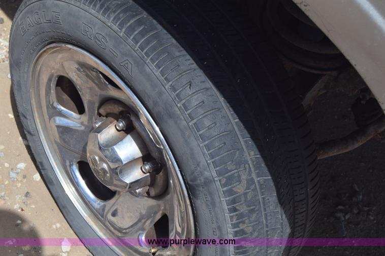 image for item K2782 1994 Dodge Ram 1500 pickup truck