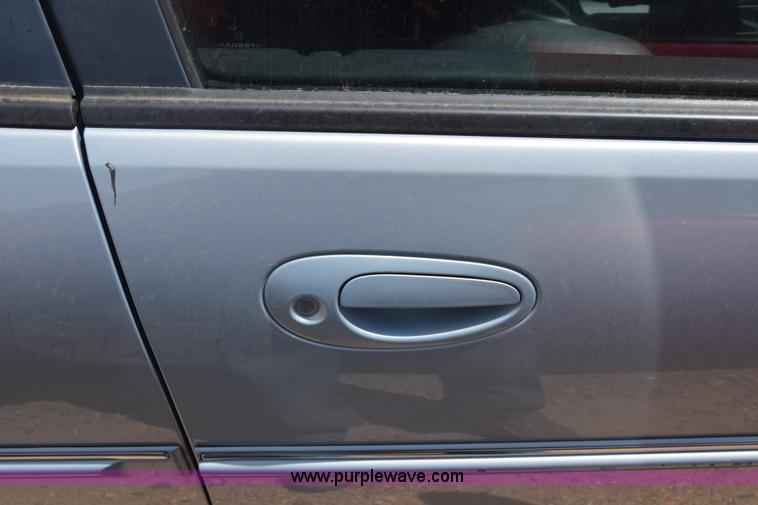 image for item K2784 2001 Chrysler Sebring