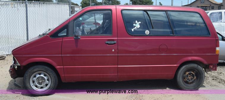 image for item K2785 1994 Ford Aerostar van
