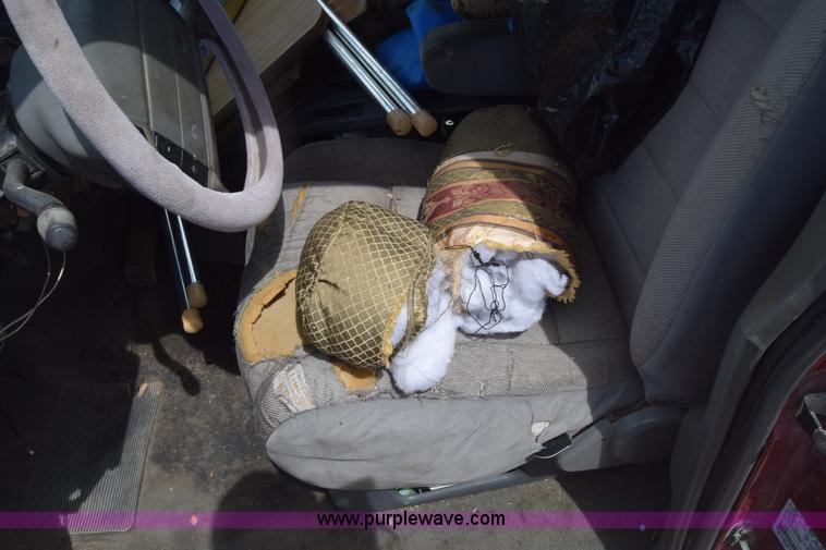 image for item K2785 1994 Ford Aerostar van