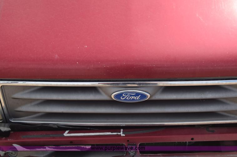 image for item K2785 1994 Ford Aerostar van