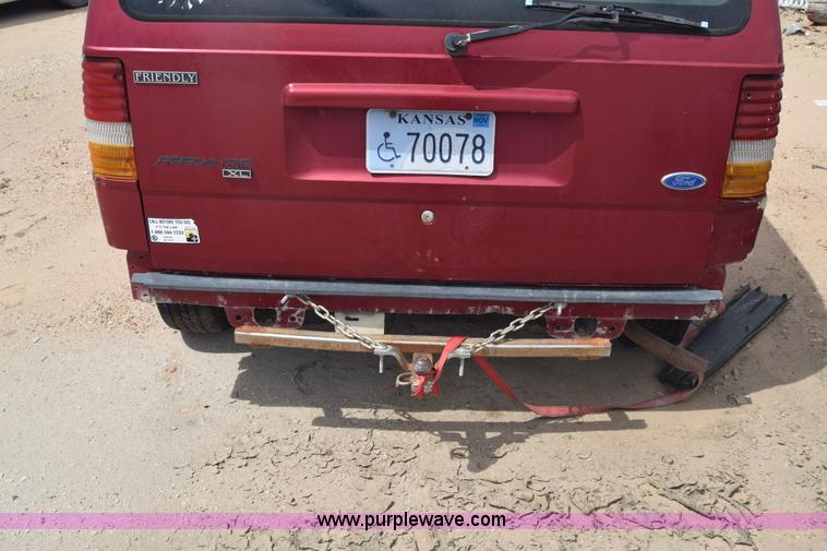 image for item K2785 1994 Ford Aerostar van