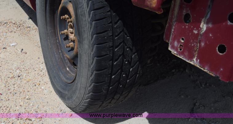 image for item K2785 1994 Ford Aerostar van