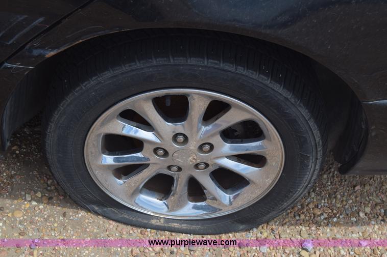 image for item K2786 1999 Chrysler 300M