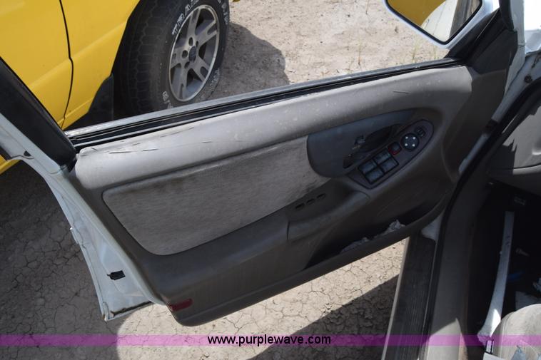 image for item K2788 1998 Chevrolet Malibu