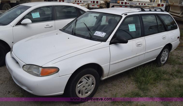 image for item K2790 1997 Ford Escort Wagon